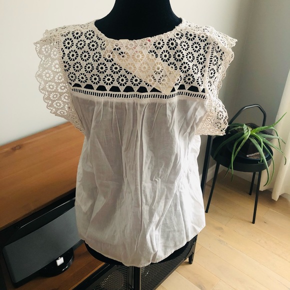 Levi’s Sleeveless Lace Top - Picture 4 of 5